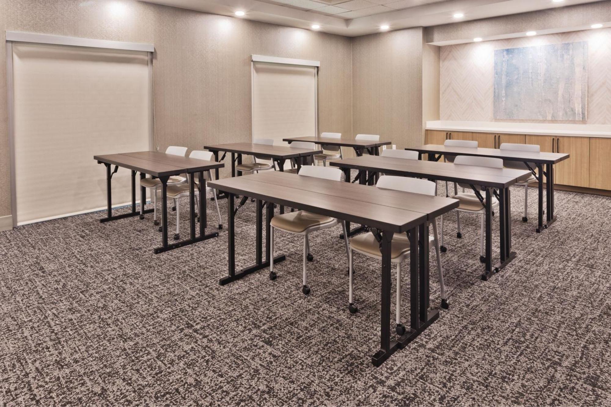 Springhill Suites Birmingham Colonnade Ngoại thất bức ảnh