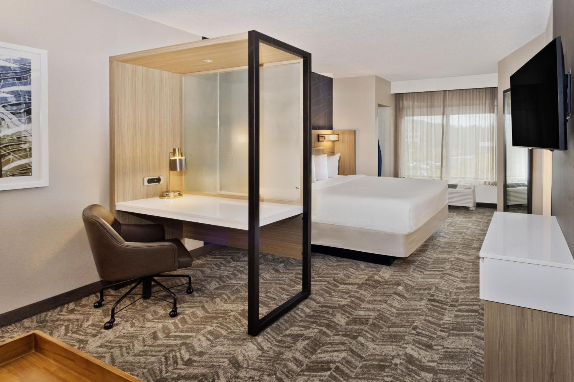 Springhill Suites Birmingham Colonnade Ngoại thất bức ảnh