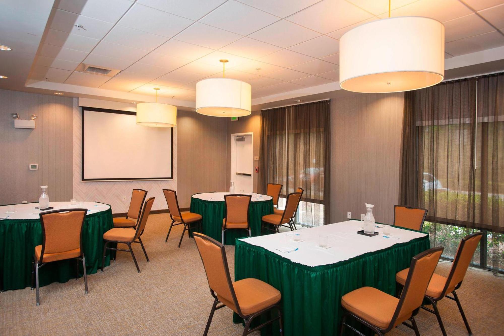 Springhill Suites Birmingham Colonnade Ngoại thất bức ảnh