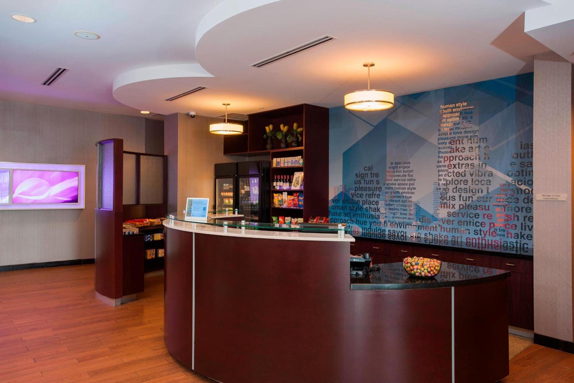 Springhill Suites Birmingham Colonnade Ngoại thất bức ảnh