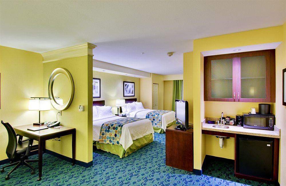 Springhill Suites Birmingham Colonnade Ngoại thất bức ảnh