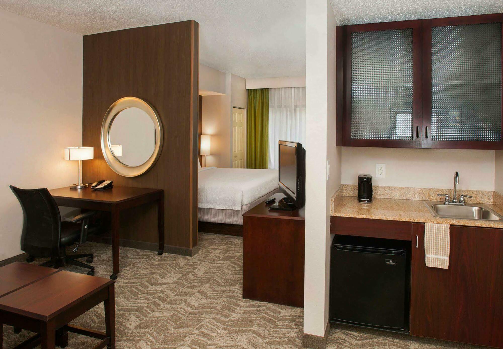 Springhill Suites Birmingham Colonnade Ngoại thất bức ảnh